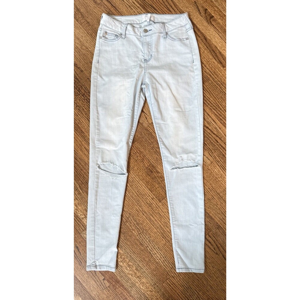 Women’s Celebrity Pink Curvy Skinny Light Blue Distressed Denim Jeans - 5/27